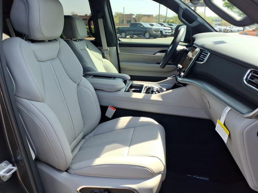 new 2026 Jeep Grand Wagoneer car, priced at $78,379