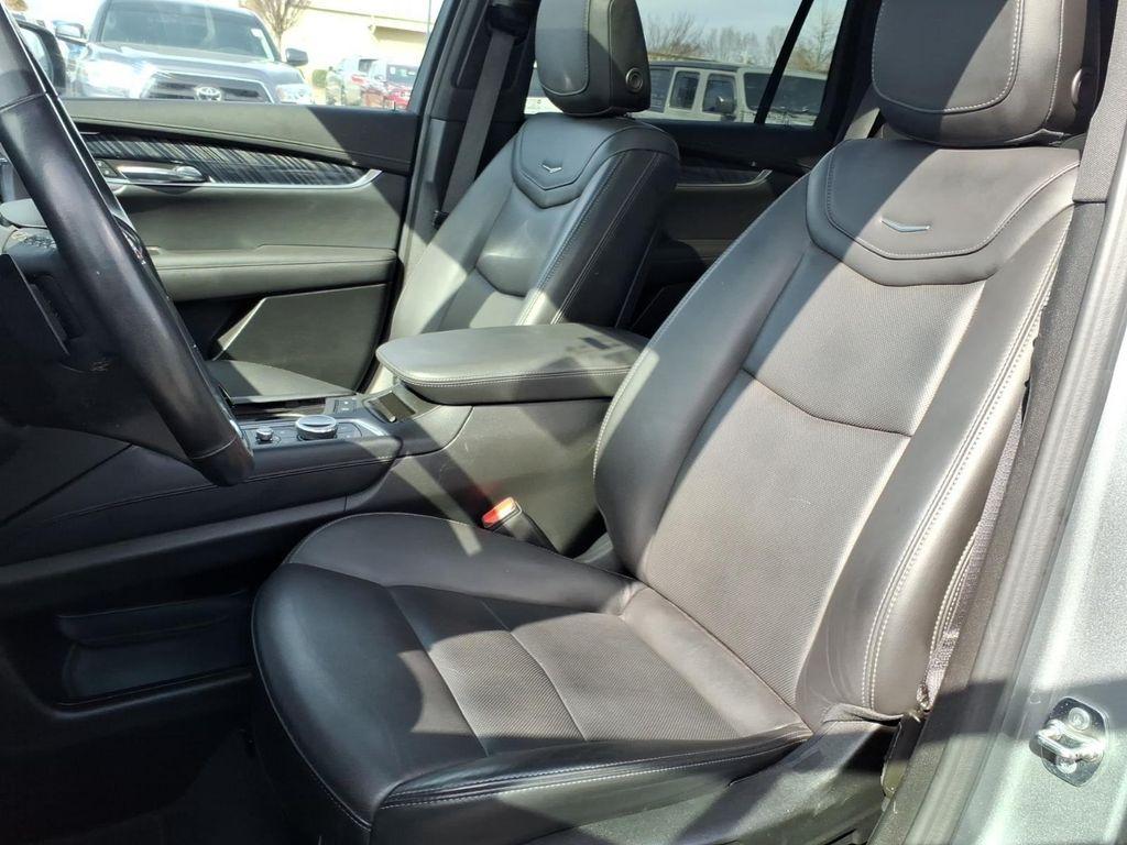 used 2024 Cadillac XT6 car, priced at $37,987