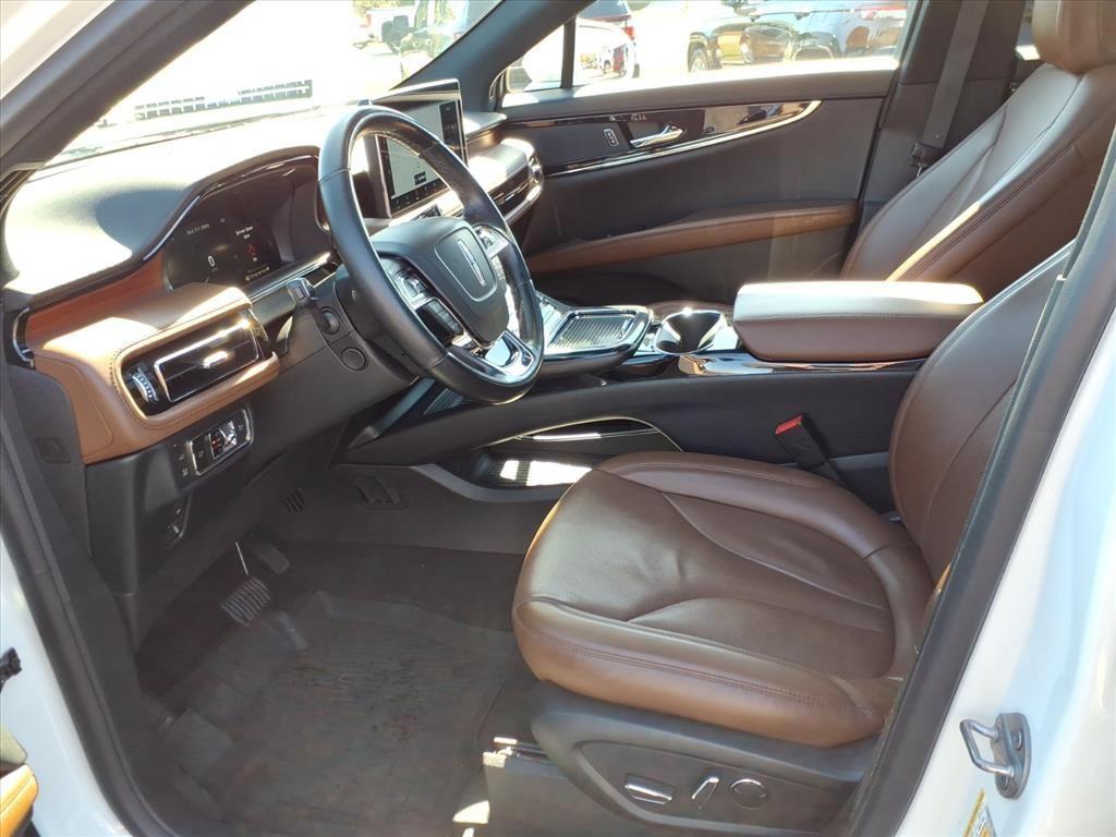 used 2022 Lincoln Nautilus car, priced at $36,995