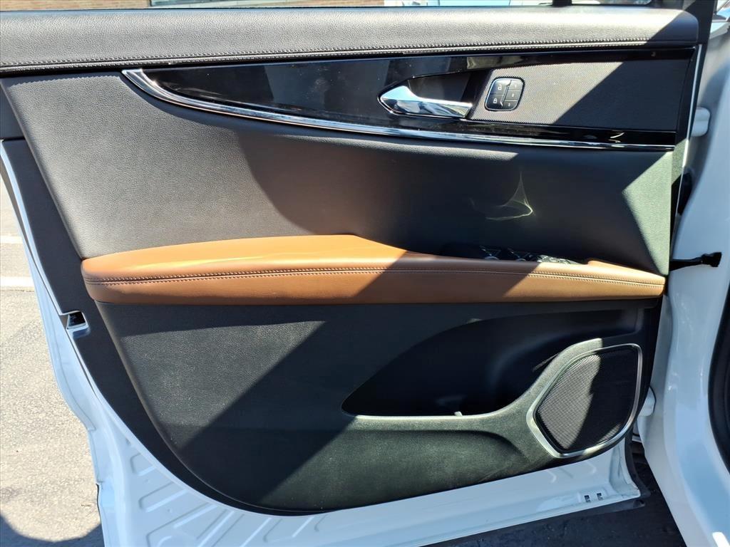 used 2022 Lincoln Nautilus car, priced at $36,995