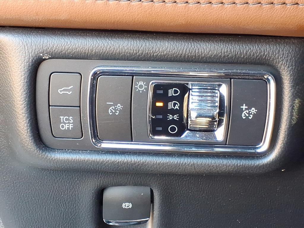 used 2022 Lincoln Nautilus car, priced at $36,995