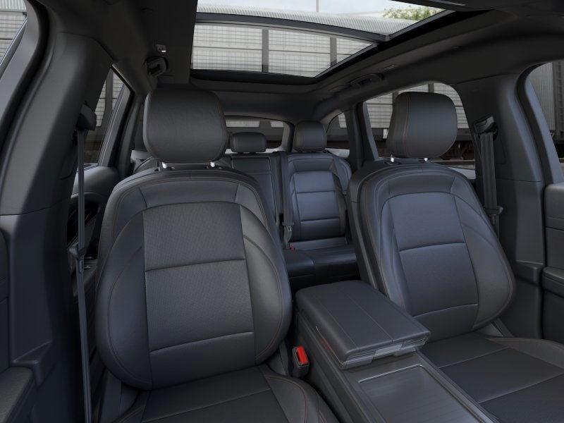 new 2025 Lincoln Nautilus car, priced at $61,628