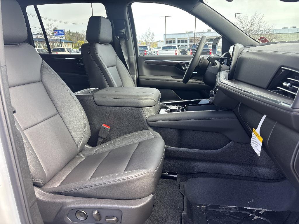 new 2026 Chevrolet Suburban car, priced at $76,275