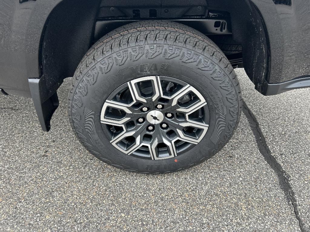 new 2026 Chevrolet Colorado car, priced at $48,115