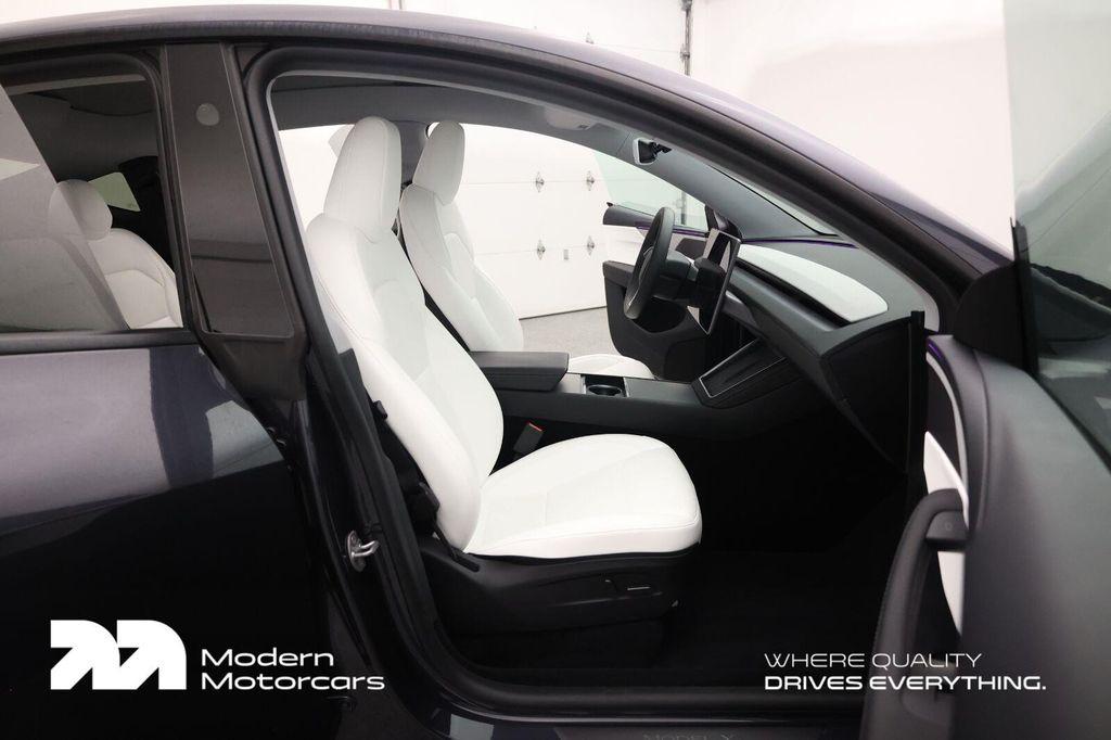 Tesla Model Y view 42