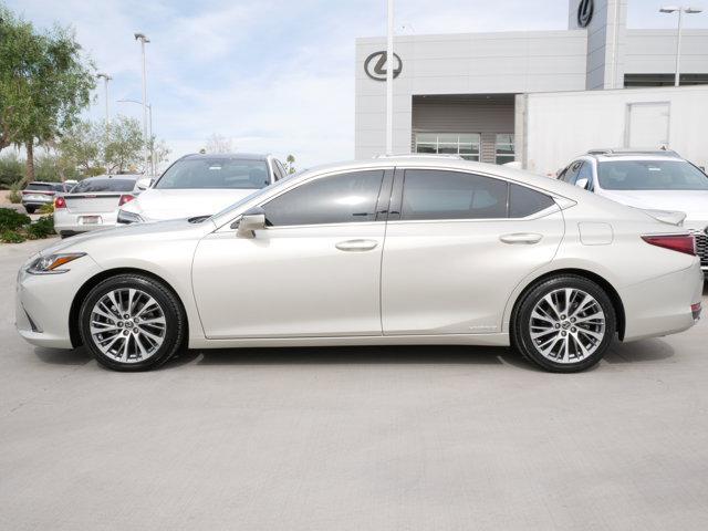 used 2019 Lexus ES 300h car, priced at $28,900