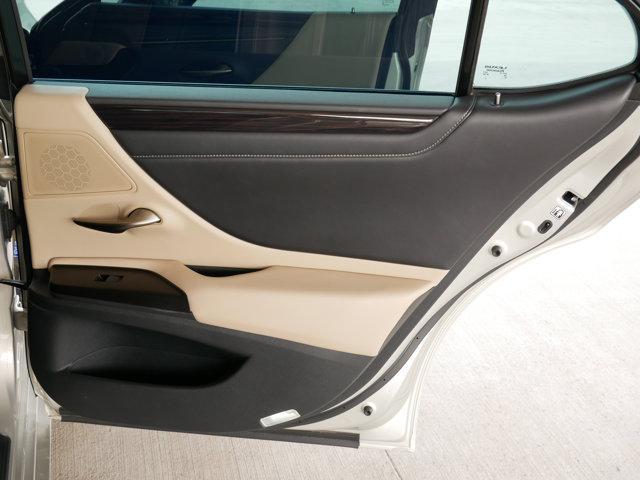 used 2019 Lexus ES 300h car, priced at $28,900