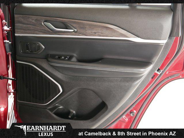 used 2022 Jeep Grand Cherokee car, priced at $25,900