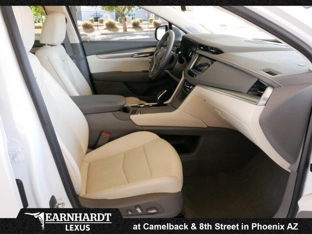 used 2024 Cadillac XT5 car, priced at $31,900