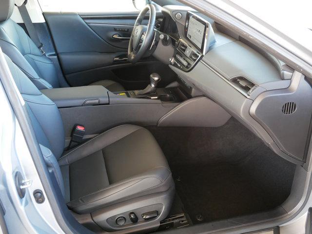 used 2025 Lexus ES 350 car, priced at $43,900