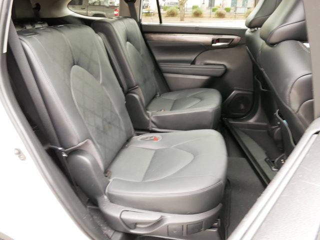 used 2021 Toyota Highlander car, priced at $34,900