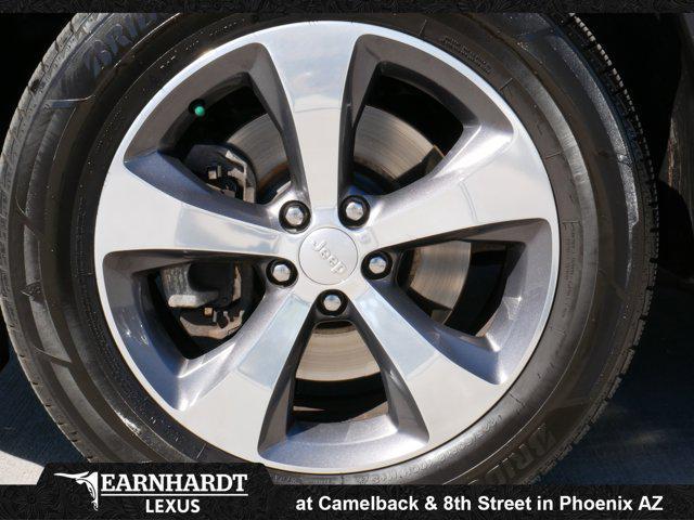 used 2020 Jeep Cherokee car, priced at $19,900