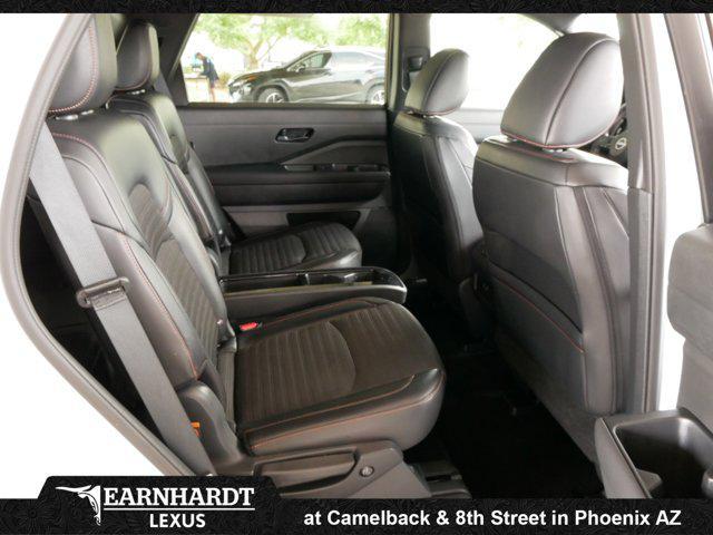 used 2025 Nissan Pathfinder car, priced at $39,900