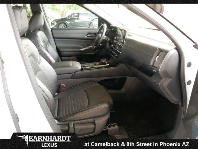 used 2025 Nissan Pathfinder car, priced at $39,900
