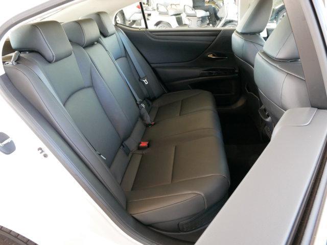 used 2025 Lexus ES 300h car, priced at $46,900
