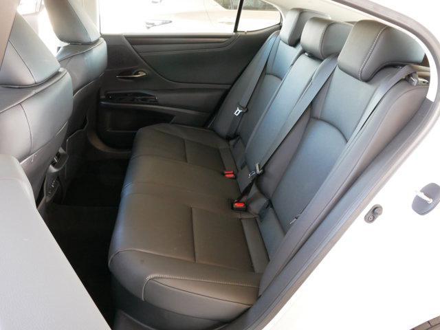 used 2025 Lexus ES 300h car, priced at $46,900