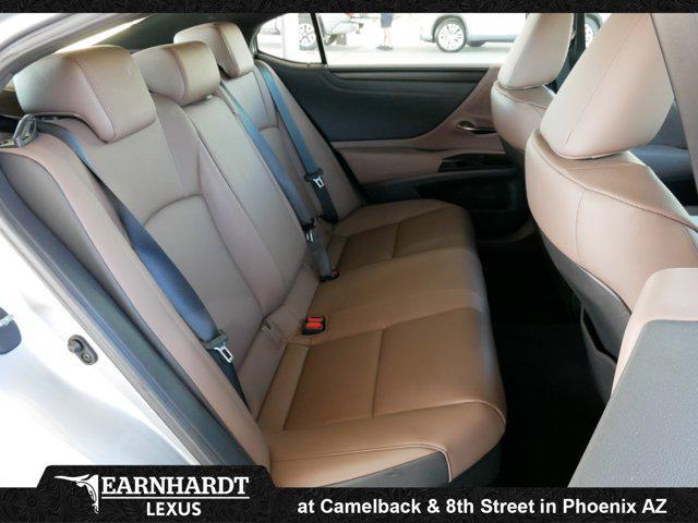 used 2025 Lexus ES 300h car, priced at $45,900