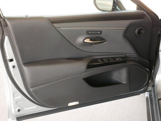 used 2025 Lexus ES 300h car, priced at $47,599