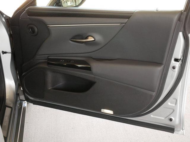 used 2025 Lexus ES 300h car, priced at $47,599