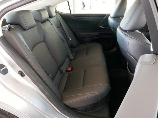 used 2025 Lexus ES 300h car, priced at $47,599