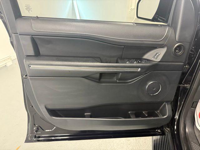 used 2023 Ford Expedition car, priced at $41,896