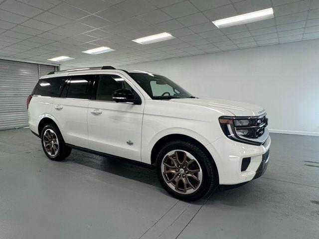 new 2025 Ford Expedition car, priced at $87,335
