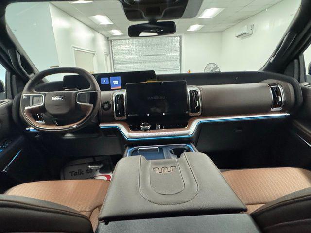 new 2025 Ford Expedition car, priced at $87,335