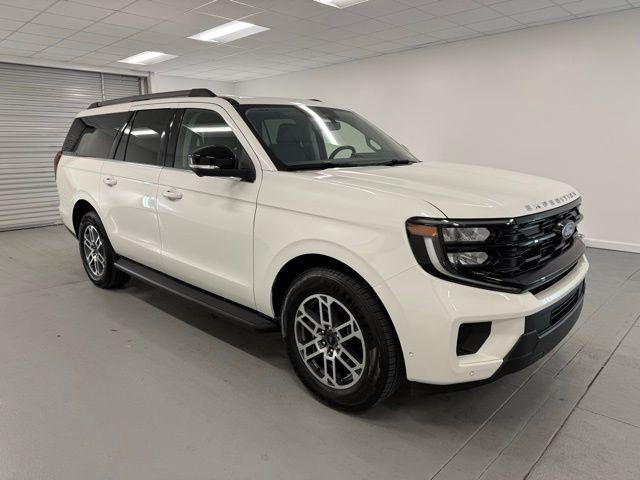 new 2025 Ford Expedition Max car, priced at $73,220