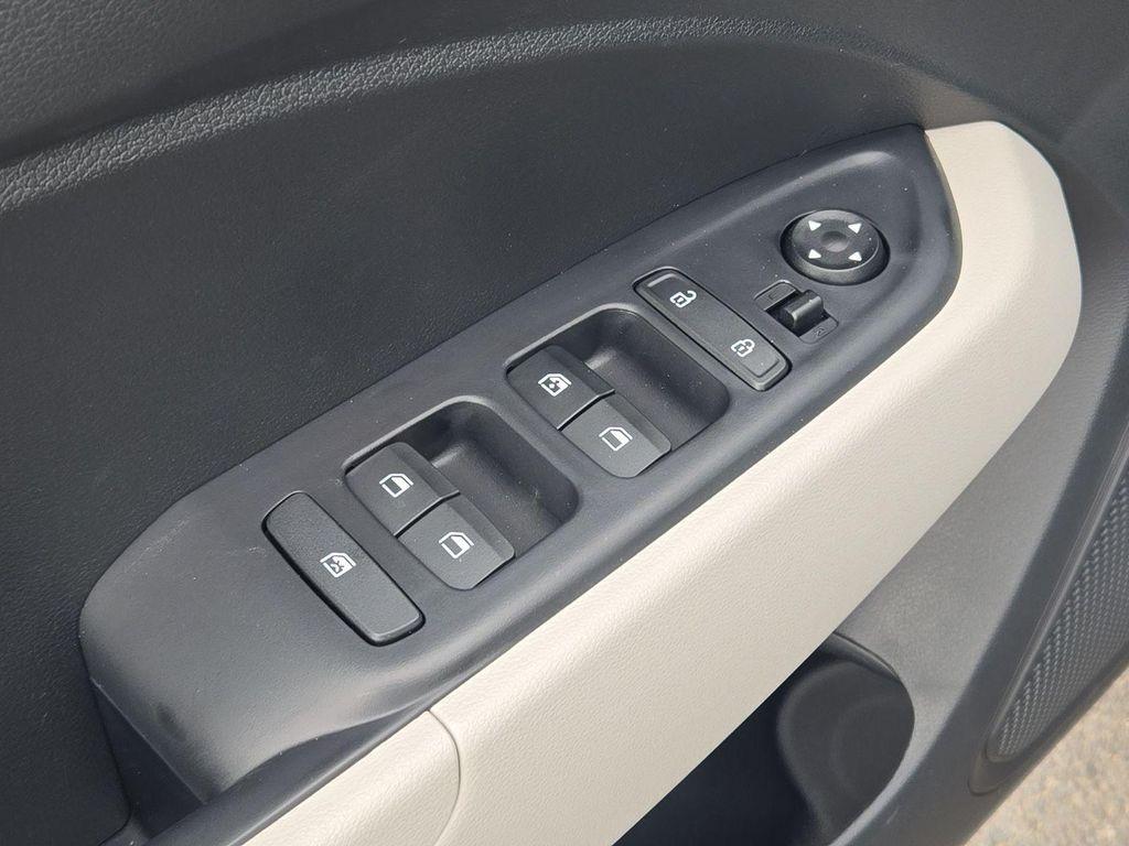 new 2026 Hyundai Venue car, priced at $24,665