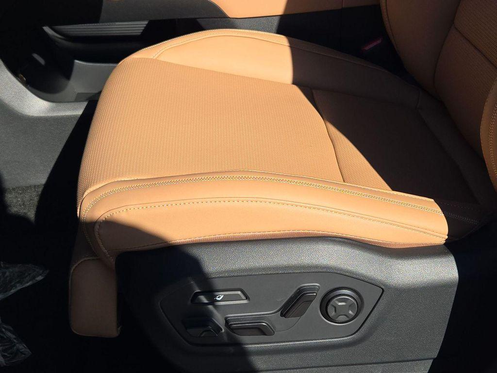 new 2026 Hyundai SANTA FE HEV car, priced at $45,559