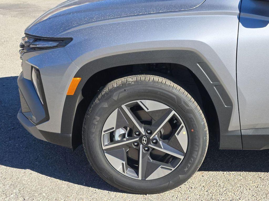 new 2026 Hyundai TUCSON Hybrid car, priced at $31,225