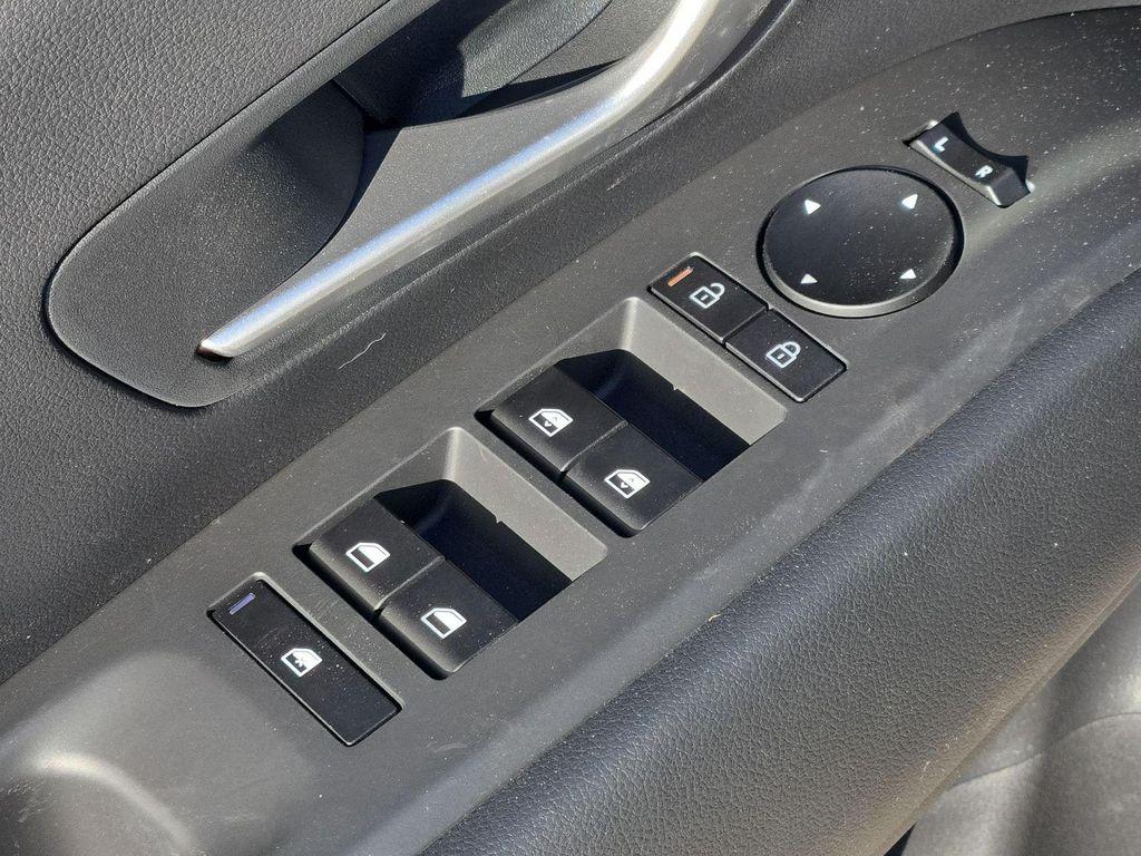 new 2026 Hyundai TUCSON Hybrid car, priced at $31,225