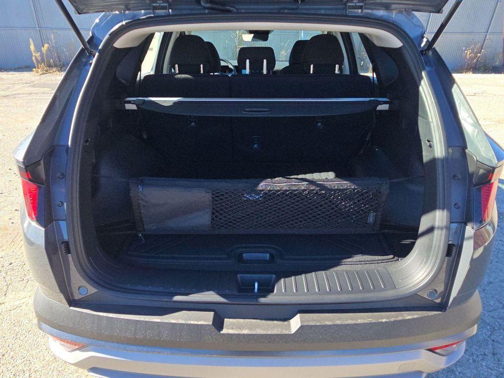 new 2026 Hyundai TUCSON Hybrid car, priced at $29,359