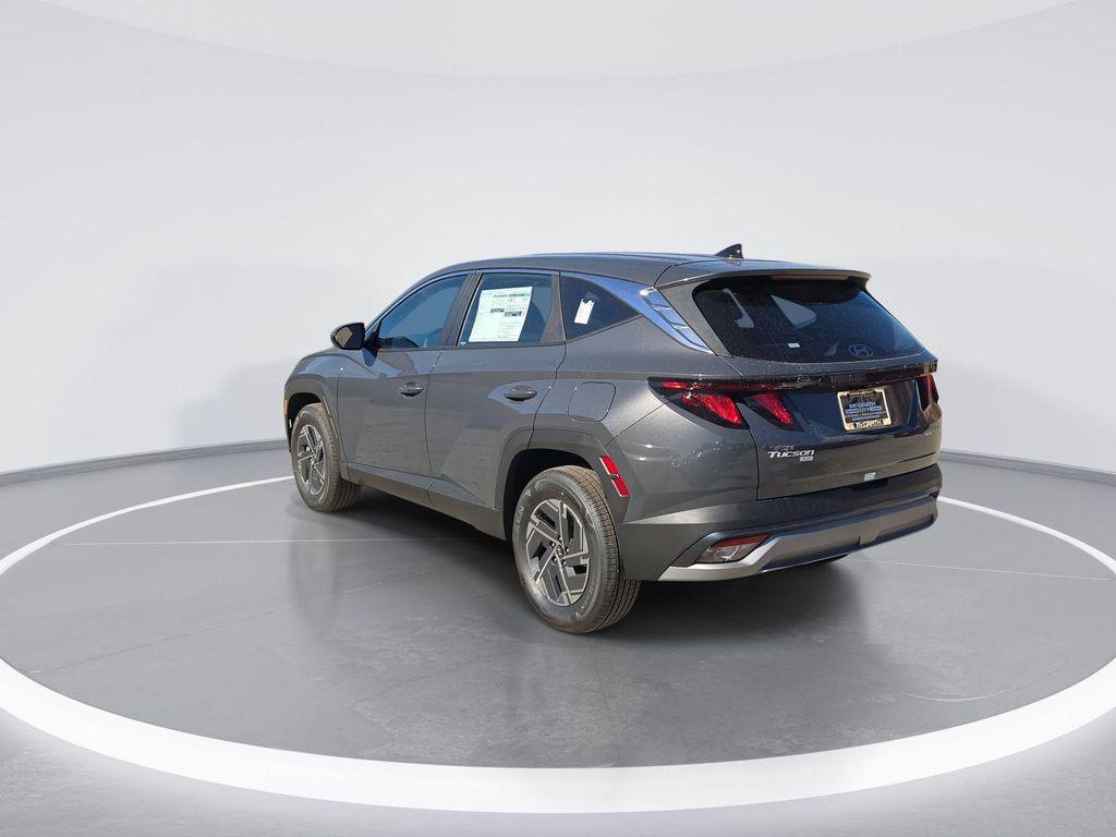 new 2026 Hyundai TUCSON Hybrid car, priced at $29,359