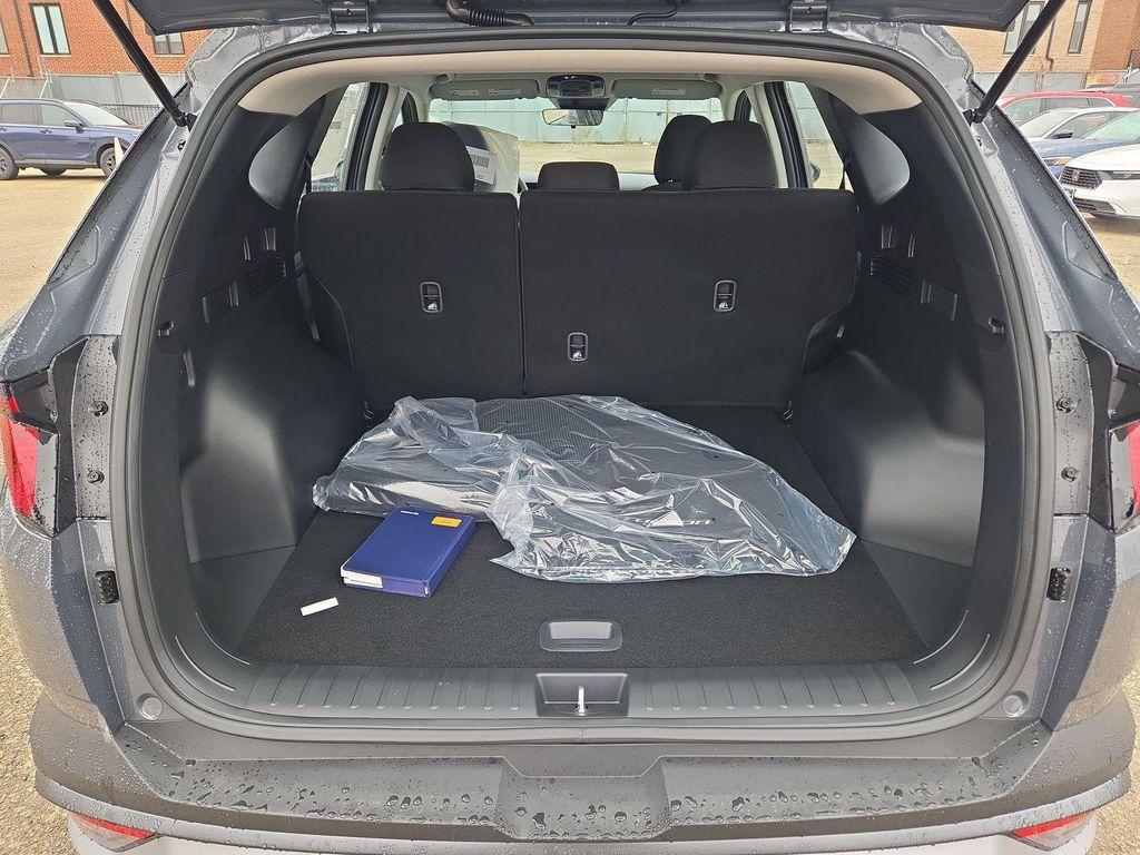 new 2026 Hyundai Tucson car, priced at $29,790