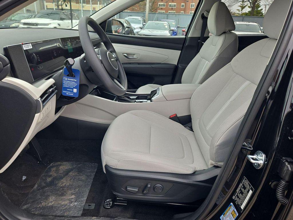 new 2026 Hyundai Tucson car, priced at $30,295