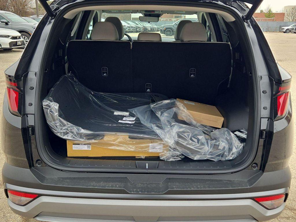 new 2026 Hyundai Tucson car, priced at $30,295