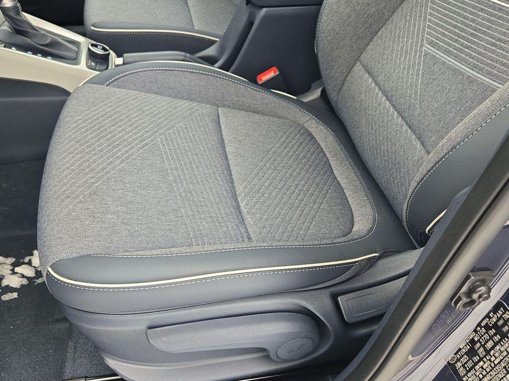 used 2025 Hyundai Venue car, priced at $20,921