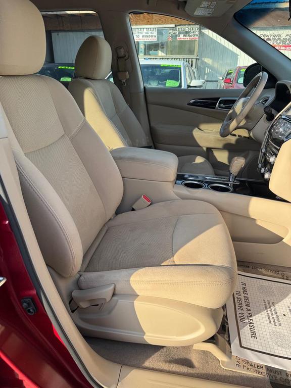 used 2014 Nissan Pathfinder car, priced at $4,500