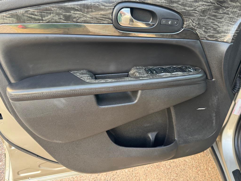 used 2014 Buick Enclave car, priced at $4,200