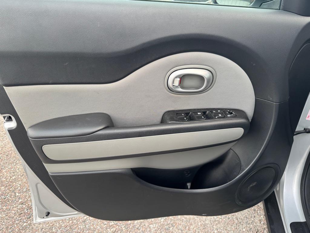 used 2016 Kia Soul car, priced at $4,995