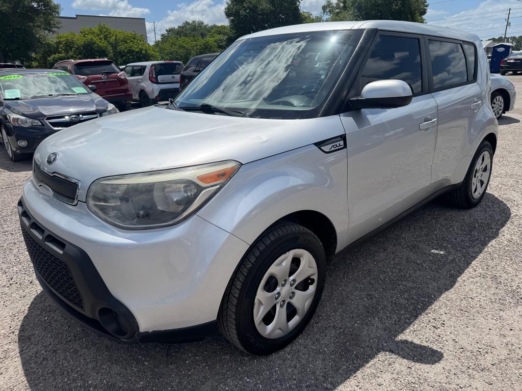 used 2015 Kia Soul car, priced at $3,500