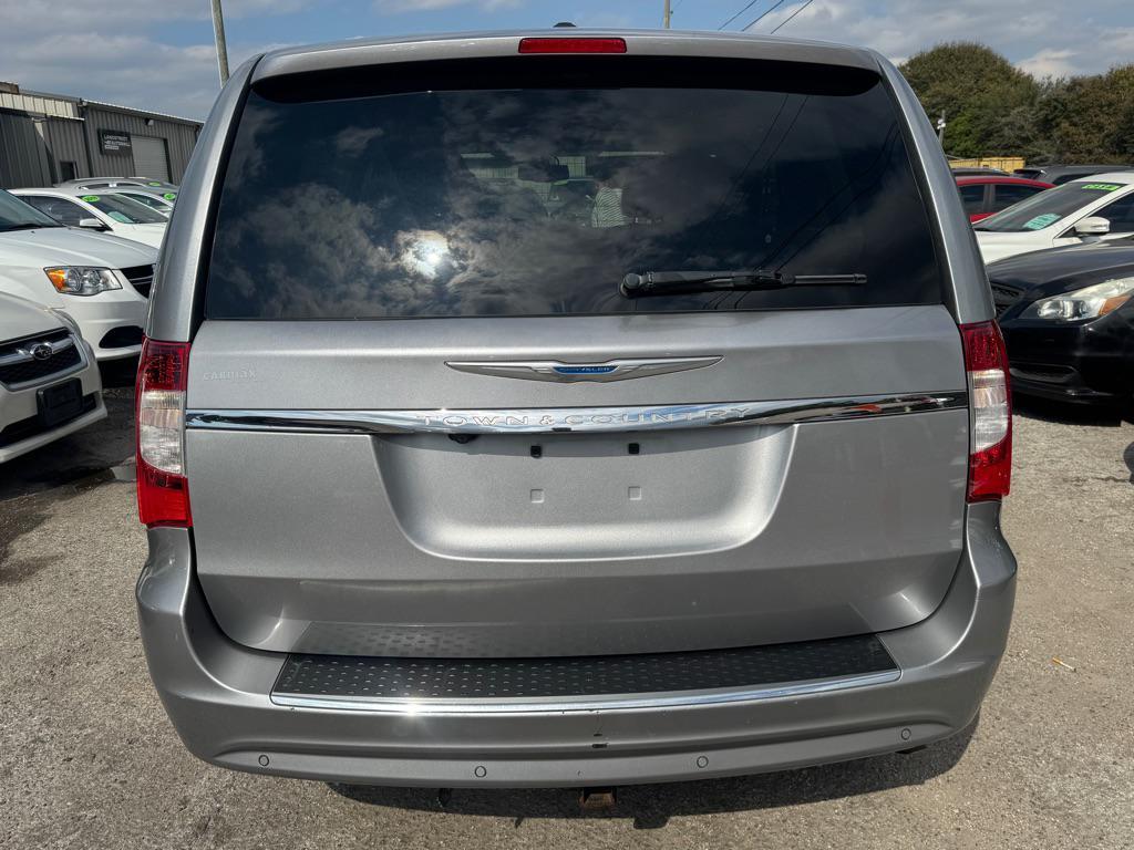 used 2016 Chrysler Town & Country car, priced at $3,995