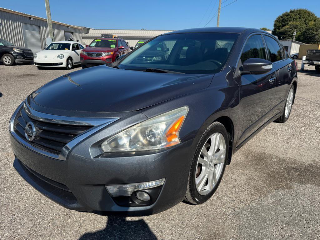 used 2013 Nissan Altima car, priced at $4,500