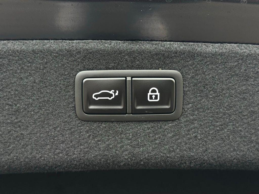 used 2026 Genesis G80 car, priced at $72,921