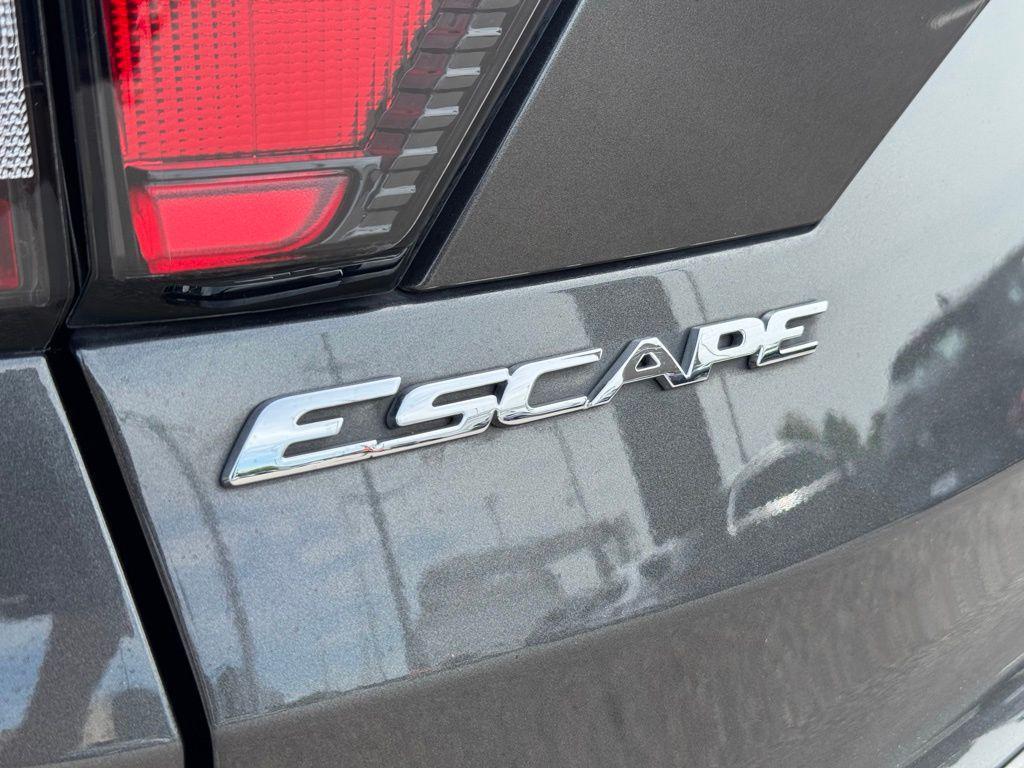 used 2017 Ford Escape car, priced at $15,086