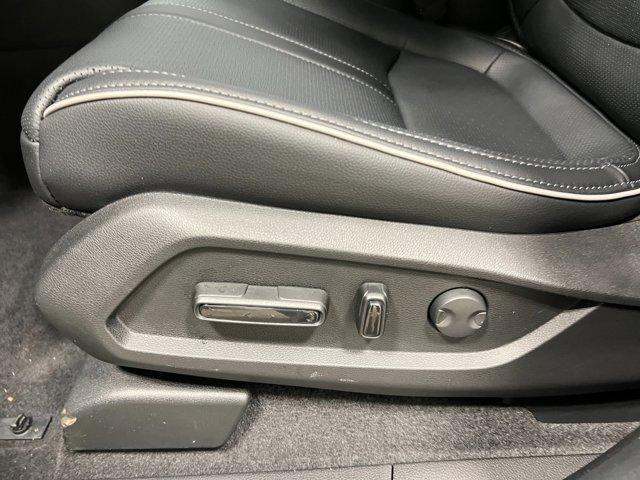 new 2025 Honda Pilot car, priced at $54,575