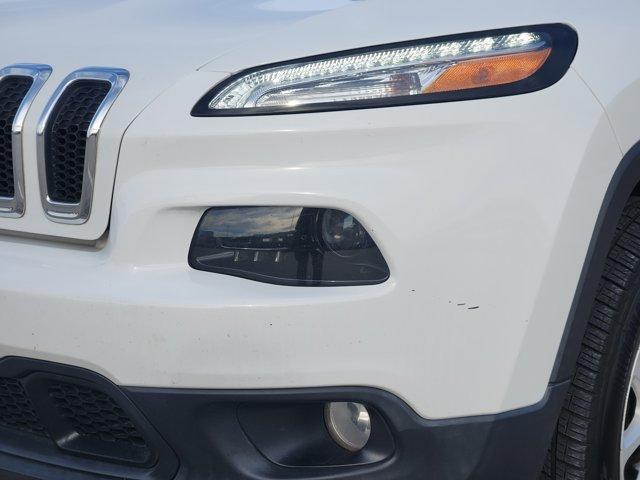 used 2015 Jeep Cherokee car, priced at $7,901
