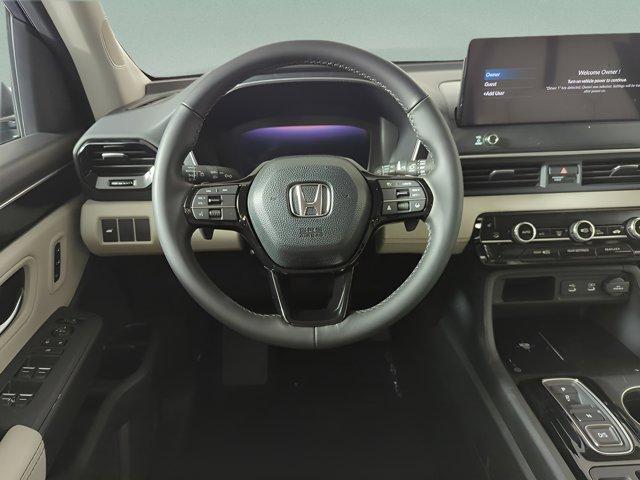 new 2026 Honda Pilot car, priced at $44,171