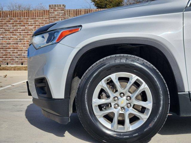 used 2021 Chevrolet Traverse car, priced at $13,988